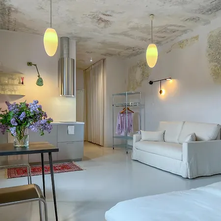 Casarosa Classico Boutique Apt, Apartman