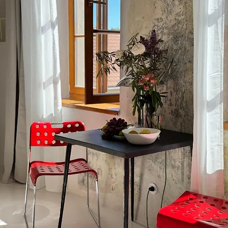 Casarosa Classico Boutique Apt, *